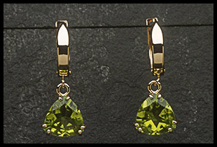 Small Trillium Dangle Earrings with Peridot Stones