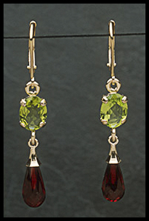 Dangle Earring with Briolette with Peridot and Garnet