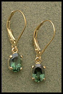 Small Oval Dangle Earring with Green Quartz